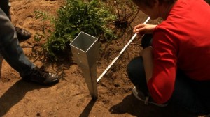 Teil 5 Gefälle im Boden ausgleichen doitgarten